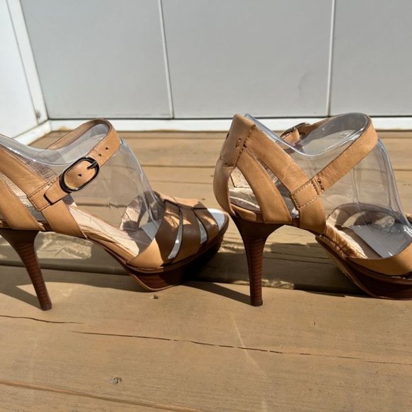 Vince Camuto Paigy Platform Heels - Picture 3 of 5